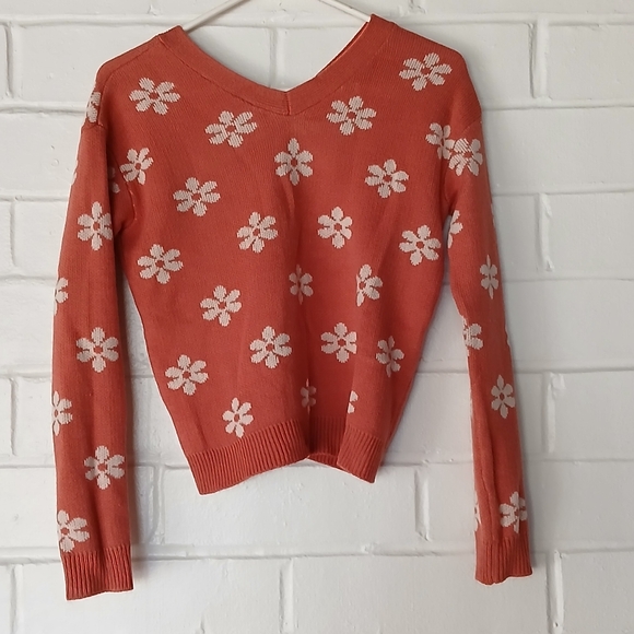 Belle Du Jour Kids Flower Cardigan - Picture 5 of 6